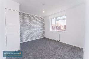 Bedroom- click for photo gallery
